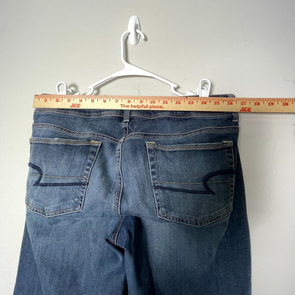 American Eagle Outfitters Jeans Women's SZ 12 Blue Denim Kick Boot SUPER STRETCH - Picture 10 of 13